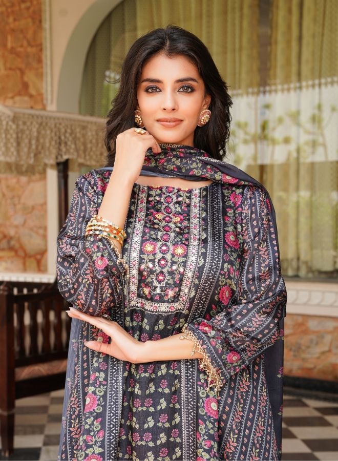 Elegant Black Ethnic Ensemble