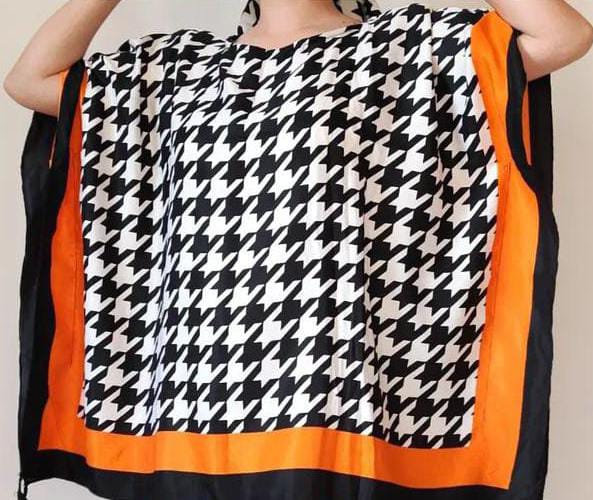 Houndstooth Print Kaftan Set with Orange Border