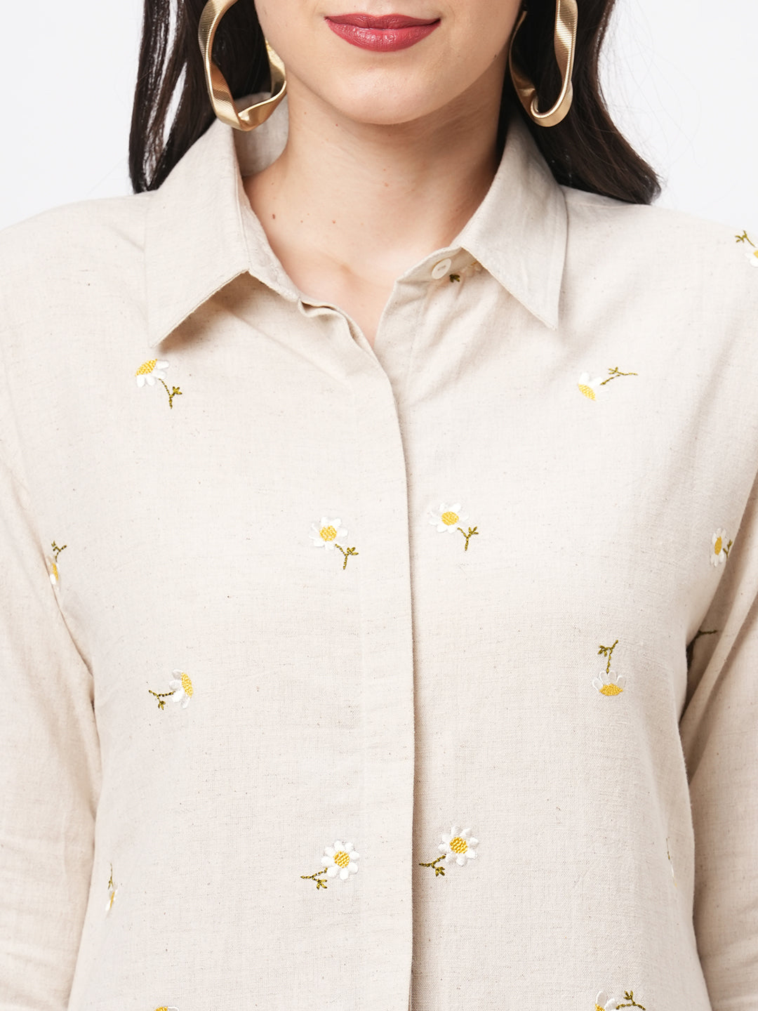 Summery Calf Length Dress With Collar And Concealed Placket And Embroidery On The Front.