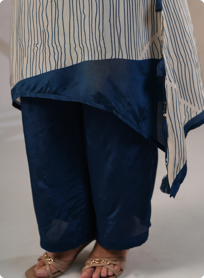 Chic Striped Asymmetrical Kaftan Set