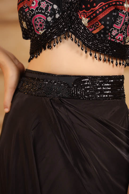 Black Embroidered Women Pre-Drape Sari