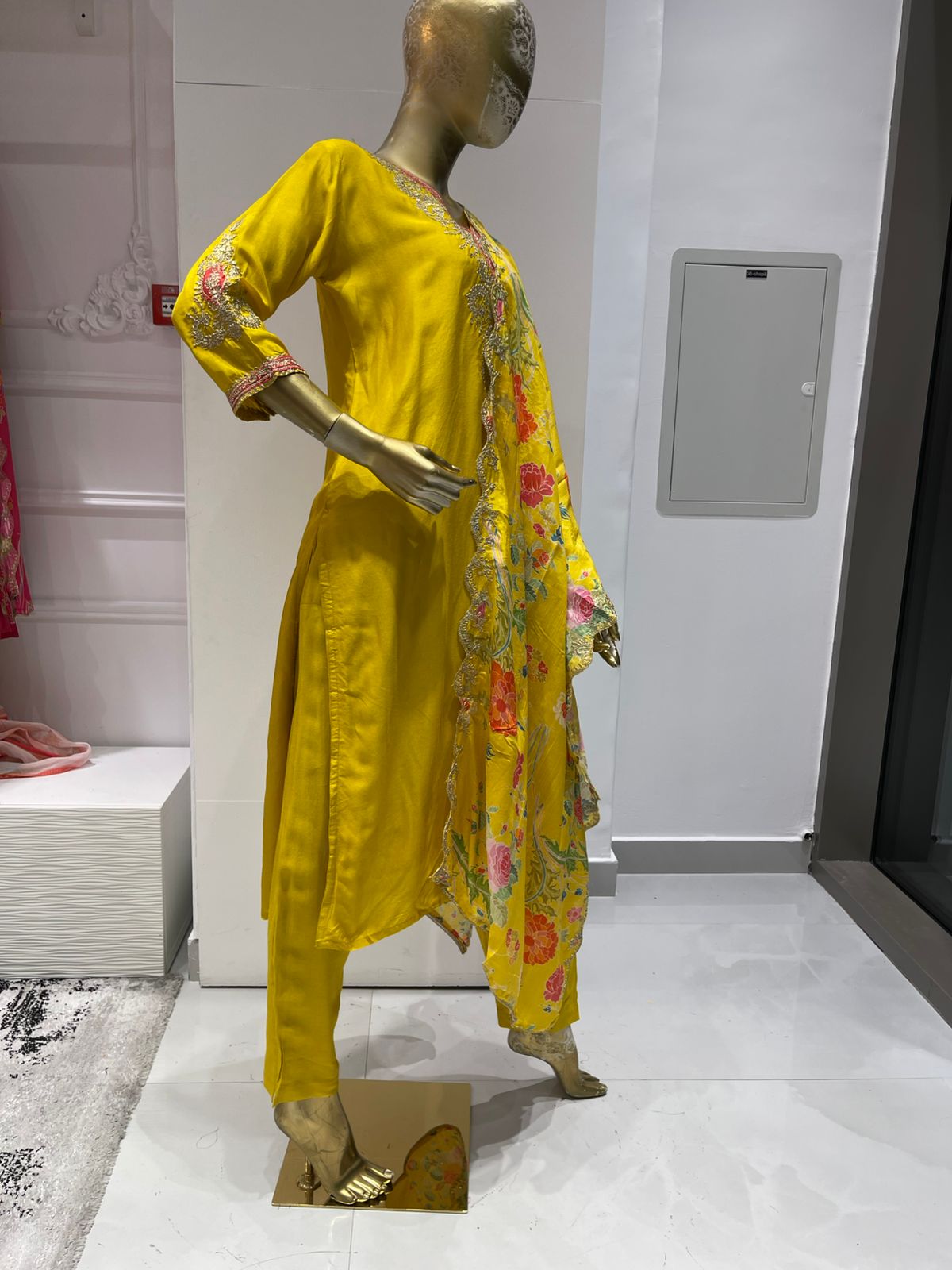 Designer Kurta Set
