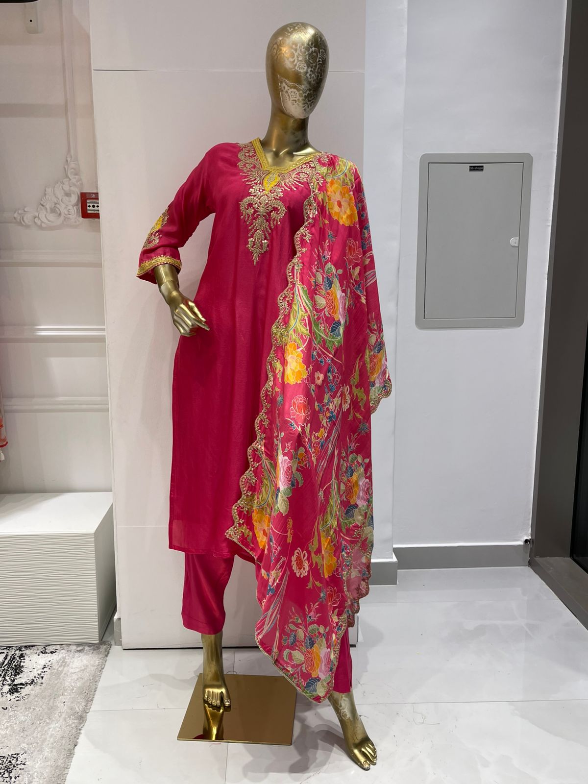 Designer Kurta Set