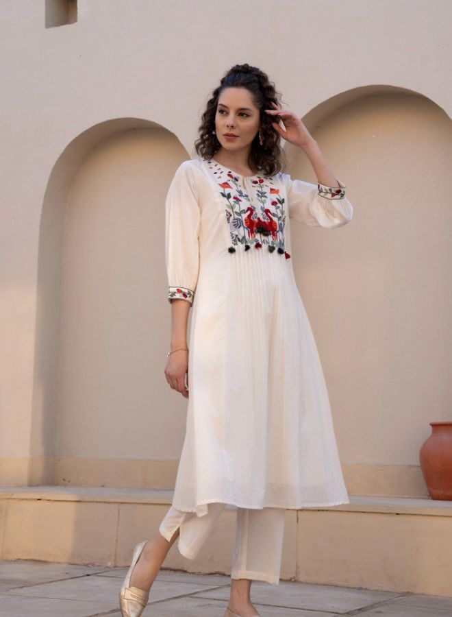 White Embroidered Kurta with Bird Motif