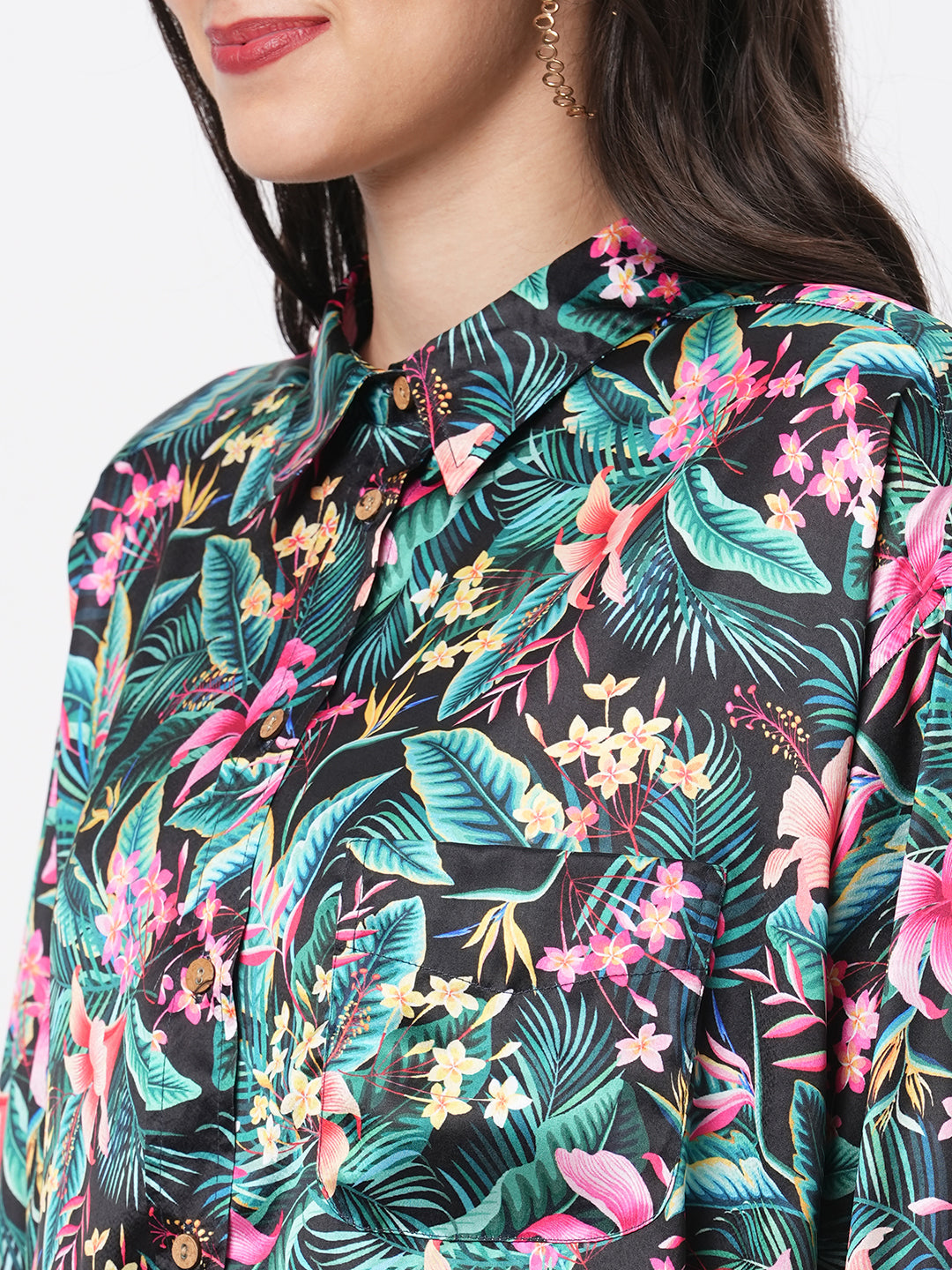 Loose Fit Shirt With Button Down Front In Resort Wear Print.