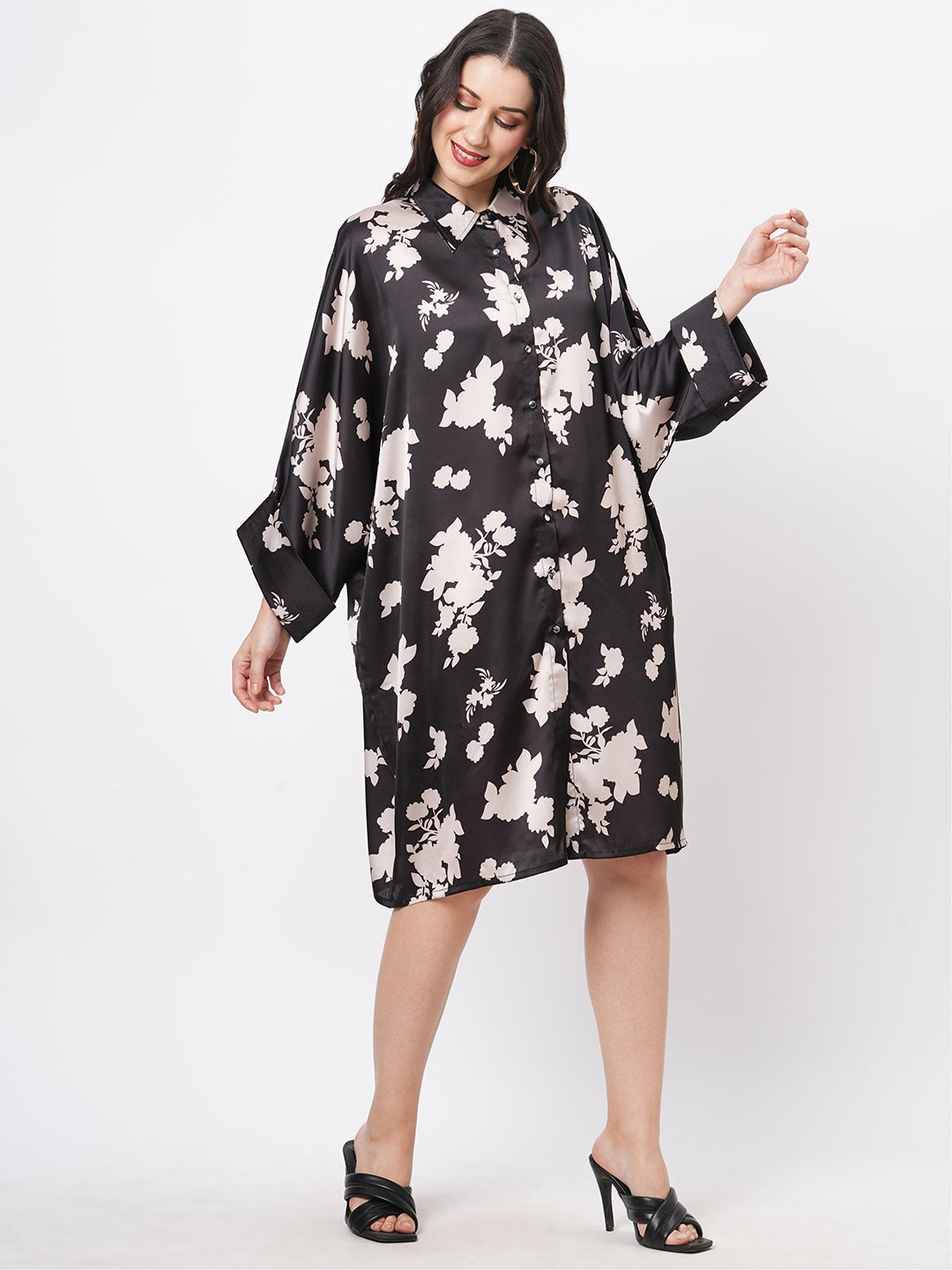 Featuring A Knee Lenth Freesize Kaftan Shirt Dress With Front Button Down Placket