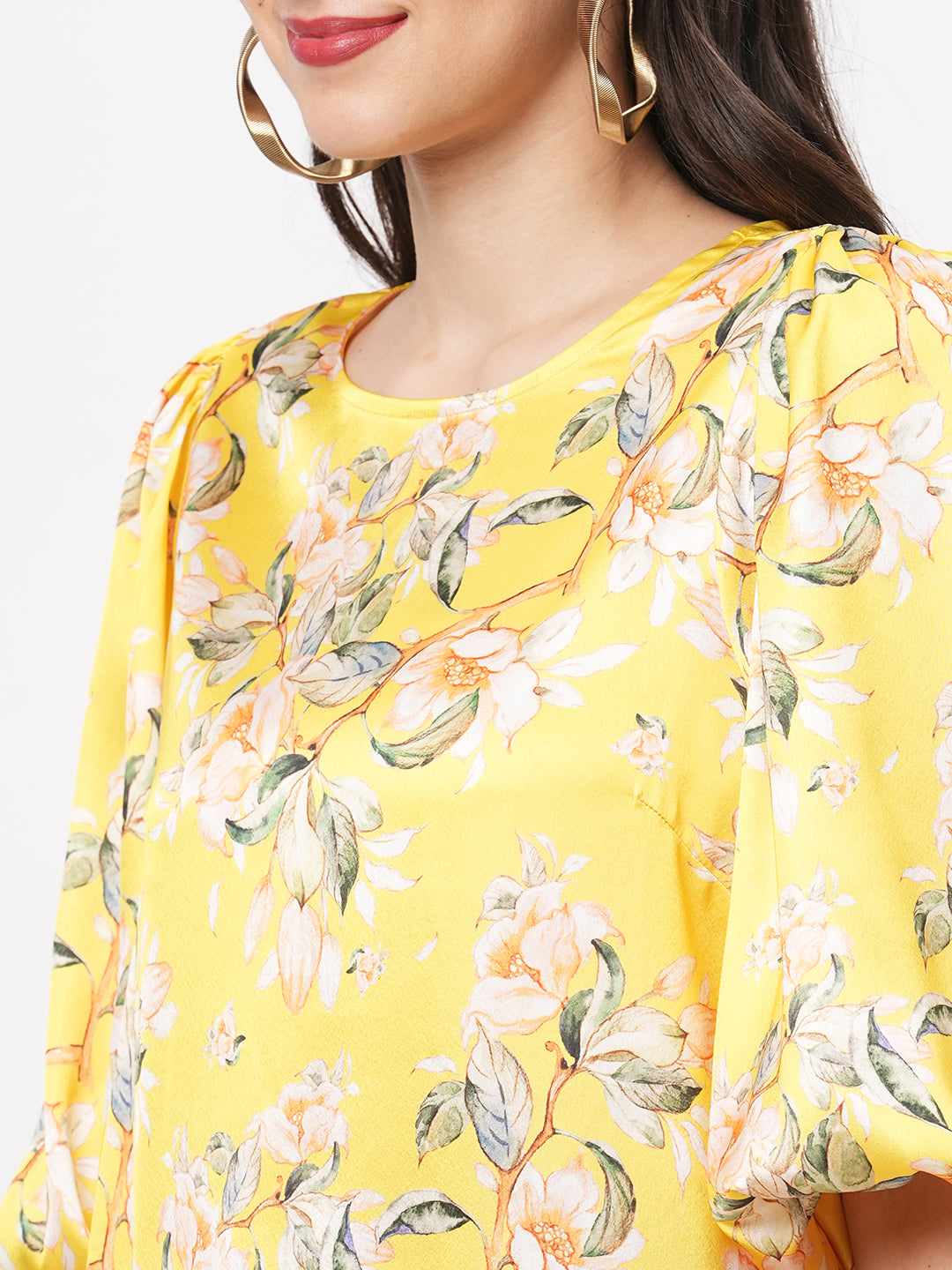 Oversized Canary Floral Print Calf Length Dress For A Date In The Evening