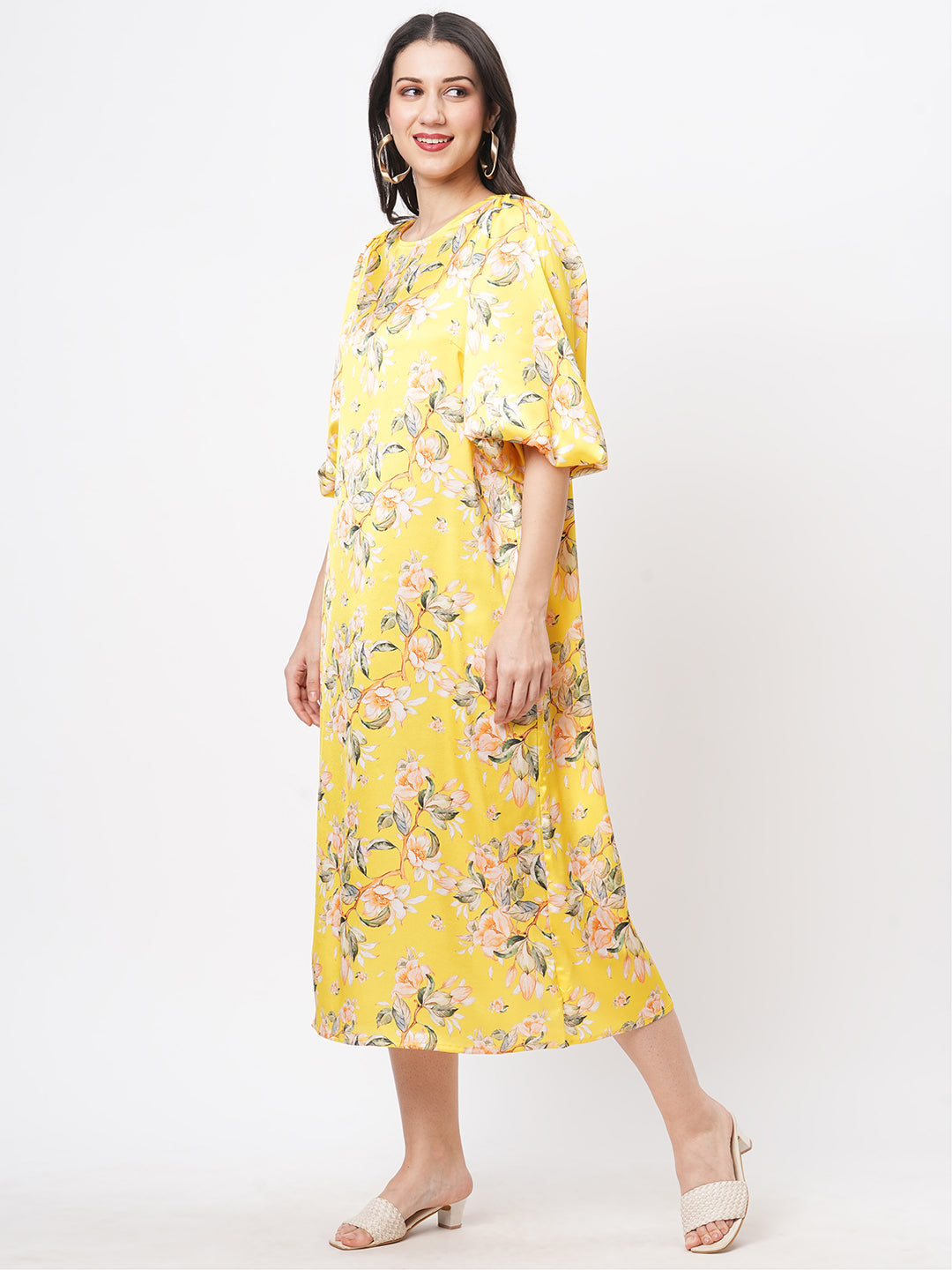 Oversized Canary Floral Print Calf Length Dress For A Date In The Evening