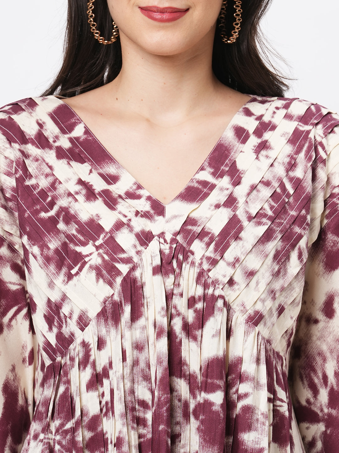 An Oversized Summer Kaftan Top In The Tie N Dye Print.