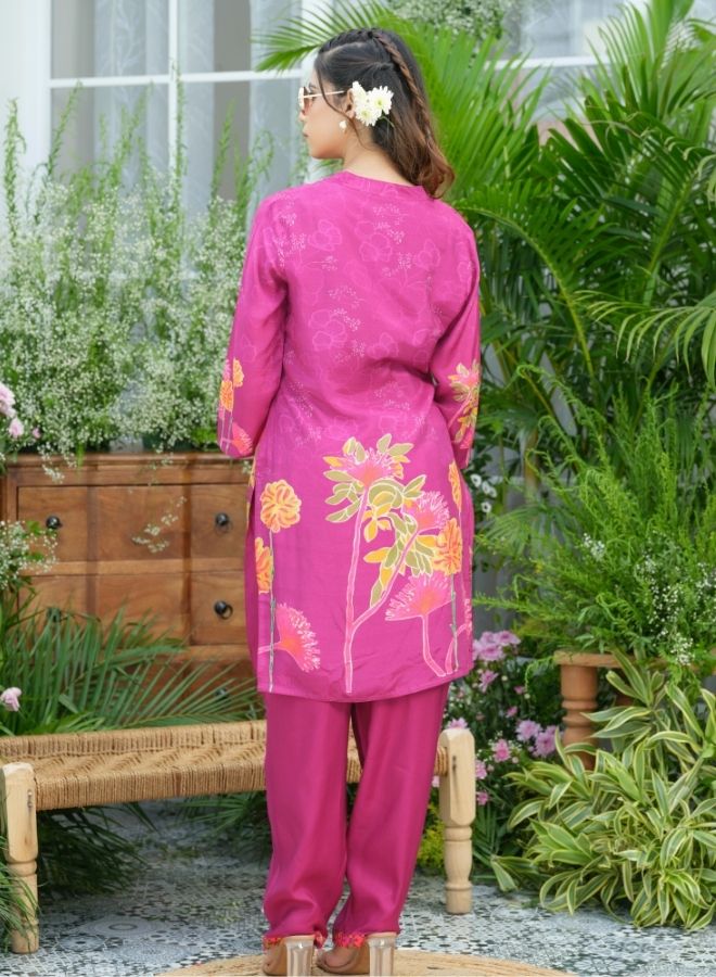 Elegant Pink Floral Kurta Set