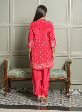 Chic Red Printed Kurta Set