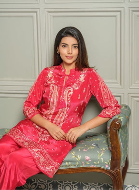 Chic Red Printed Kurta Set