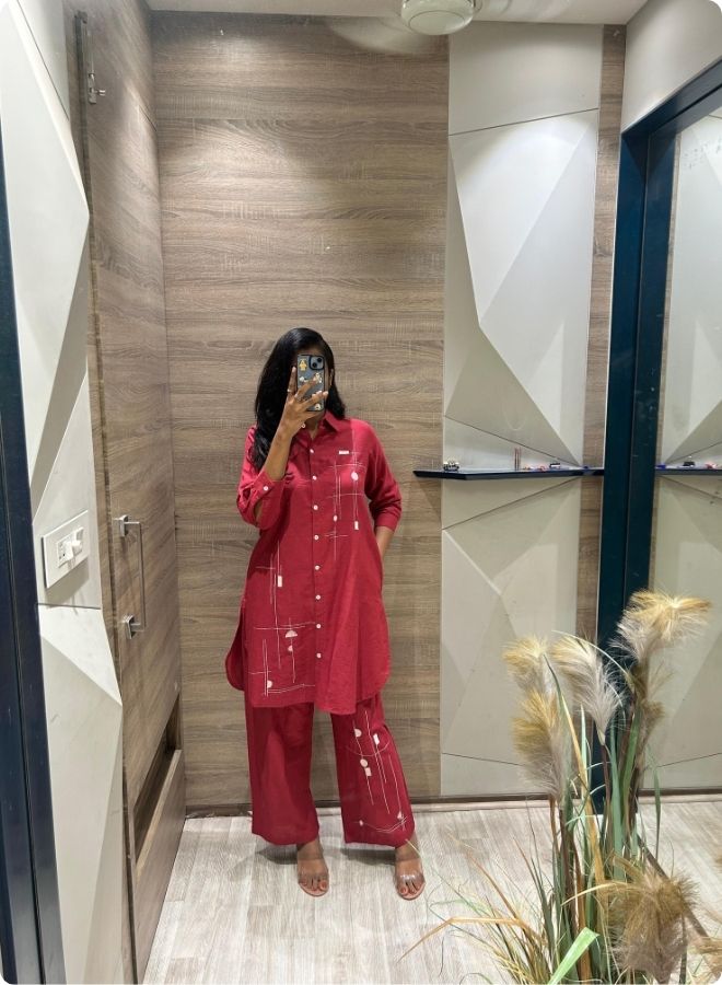 Stylish Red Kurta Set Mirror Selfie