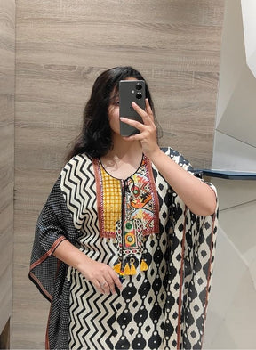 Geometric Black Printed Suit Set