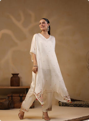Off White Shimmer Batwing Kurta Set