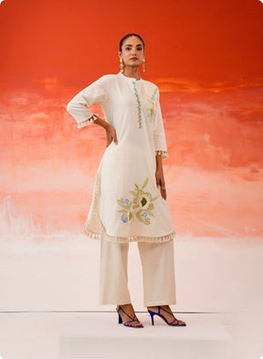 Cream Embroidered Floral Anarkali Kurta Set
