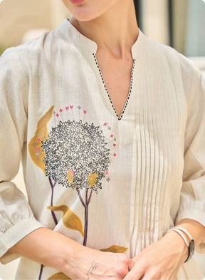 Cream Rose Embroidered Pleated Kurta Set