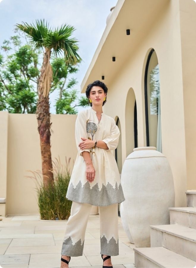 Cream Rose Embroidered Pleated Kurta Set