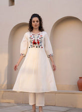 White Embroidered Kurta set with Bird Motif