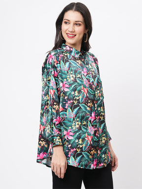 Loose Fit Shirt With Button Down Front In Resort Wear Print.