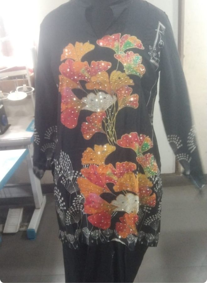 Black Floral Printed Kurta Set