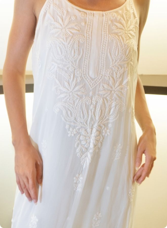 White Sleeveless Embroidered Kurti